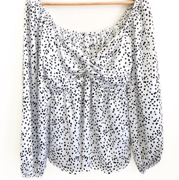 BLACK AND WHITE DOTTED FLOWY BABYDOLL TOP - Picture 1 of 4